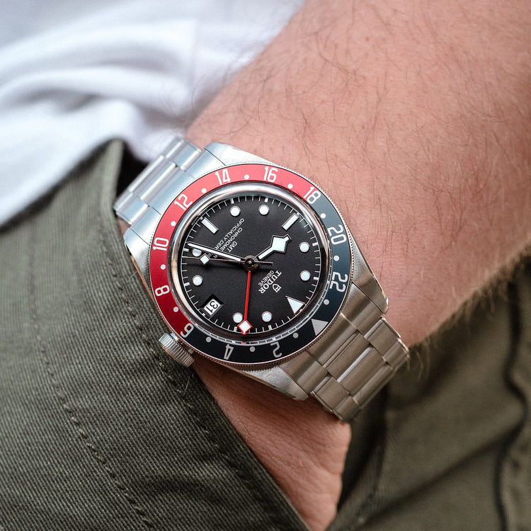 ｜BLACK BAY GMT｜41mm｜スチール製ケース｜｜機械式自動巻ムーブメント｜5 年間保証｜｜200m 防水｜約70 時間パワーリザーブ｜